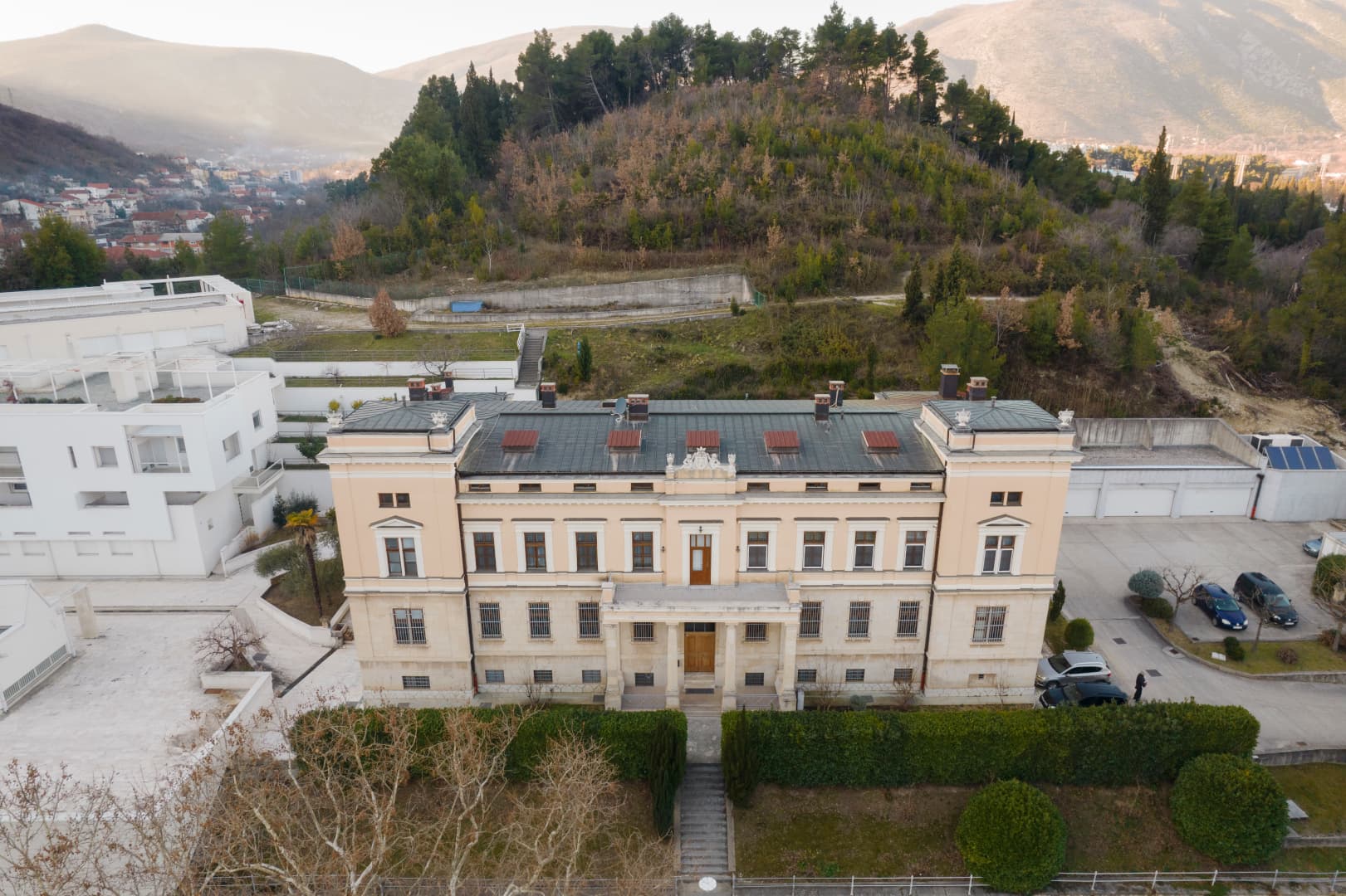 Zgrada Biskupskog ordinarijata u Mostaru, Nadbiskupa Čule b.b.